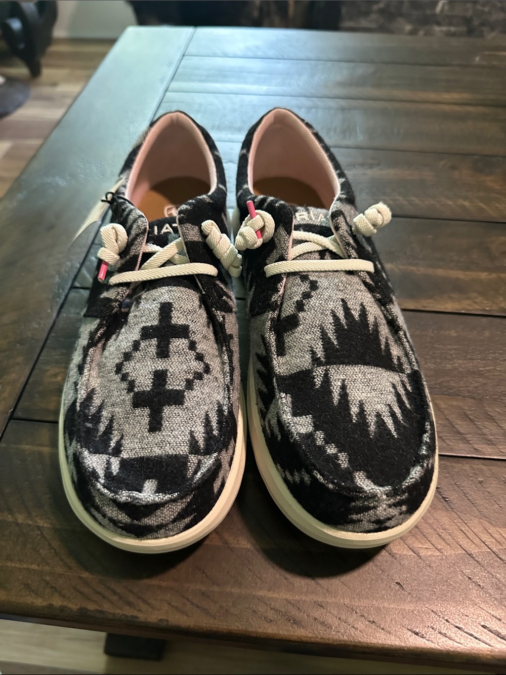 Ariat Hilo Black, Grey and Pink Flannel Blanket Slip-On Sneakers